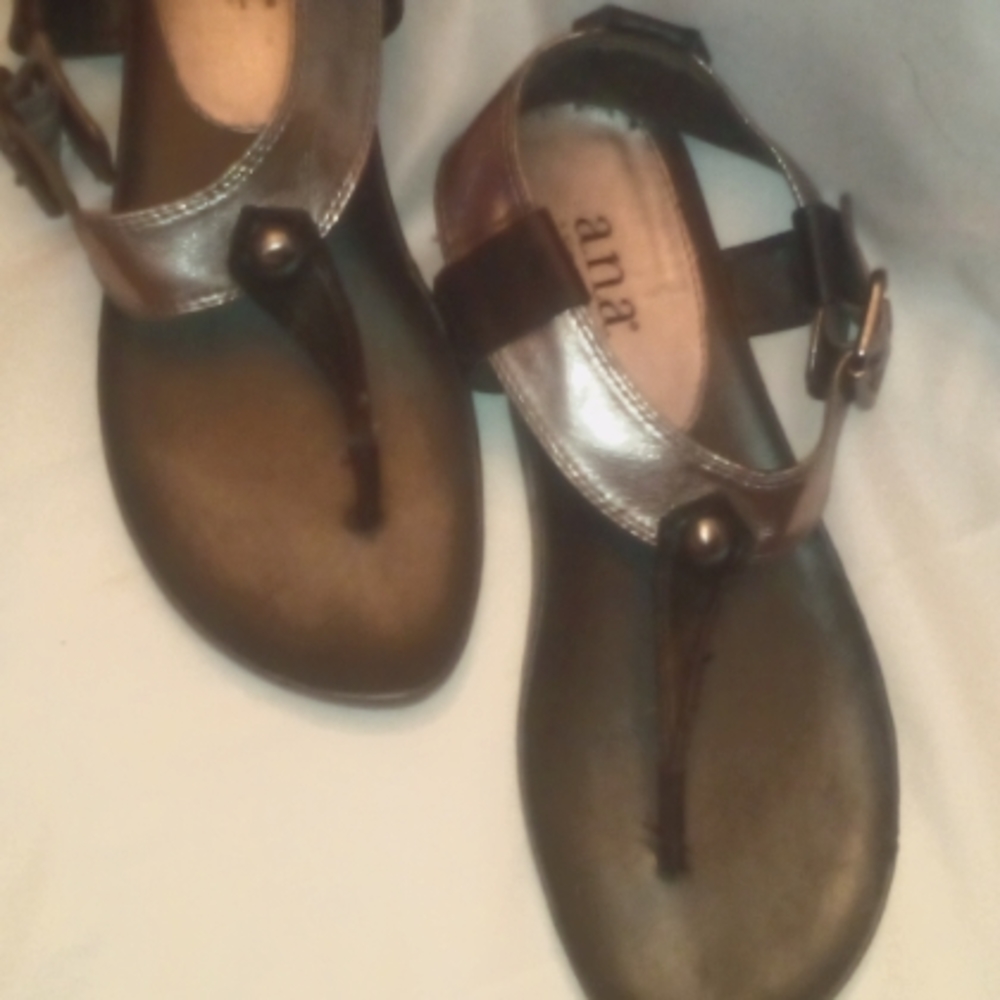 Women's sandals gently worn